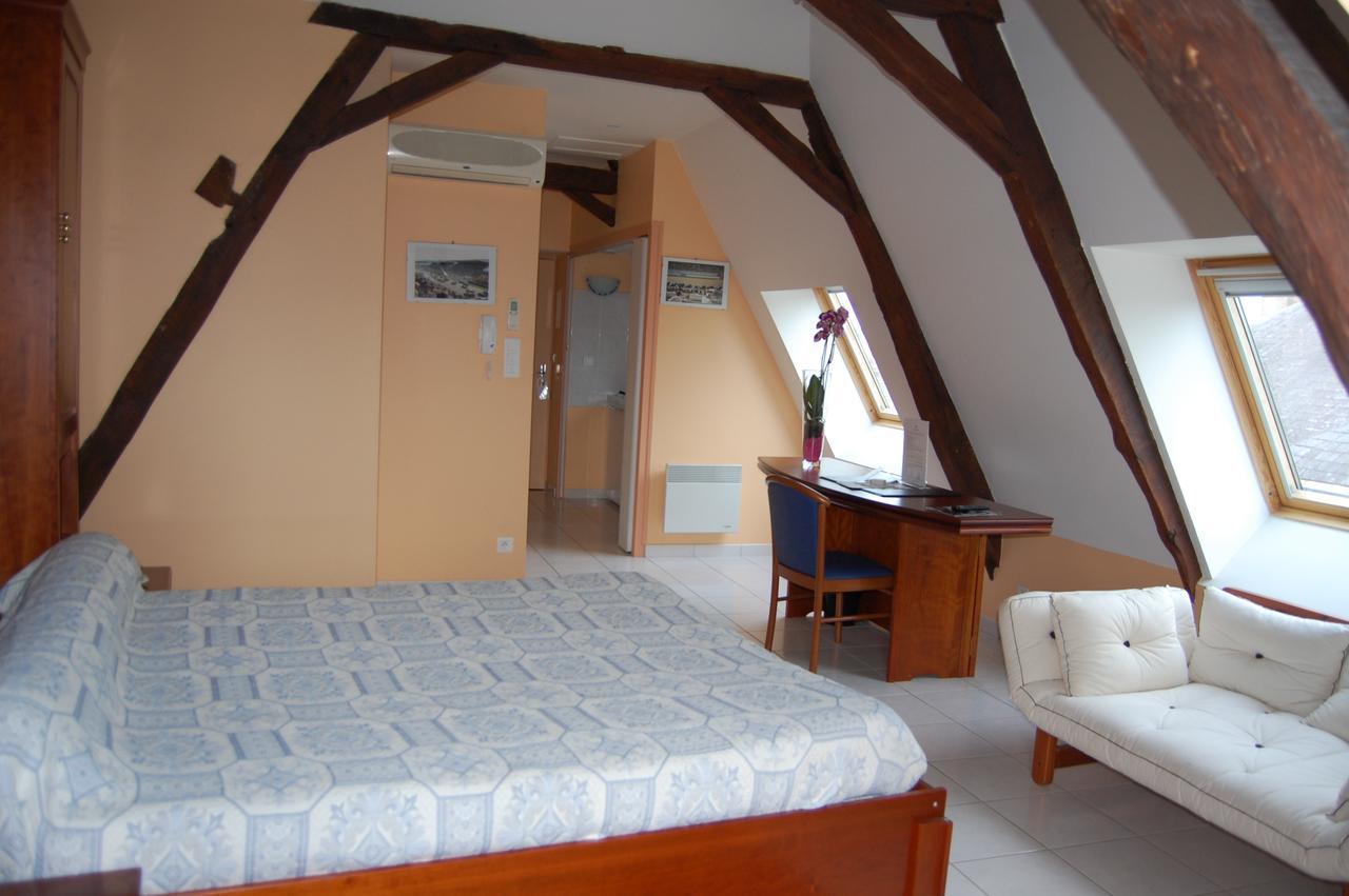 Appart'Hotel La Suze Sur Sarthe Εξωτερικό φωτογραφία