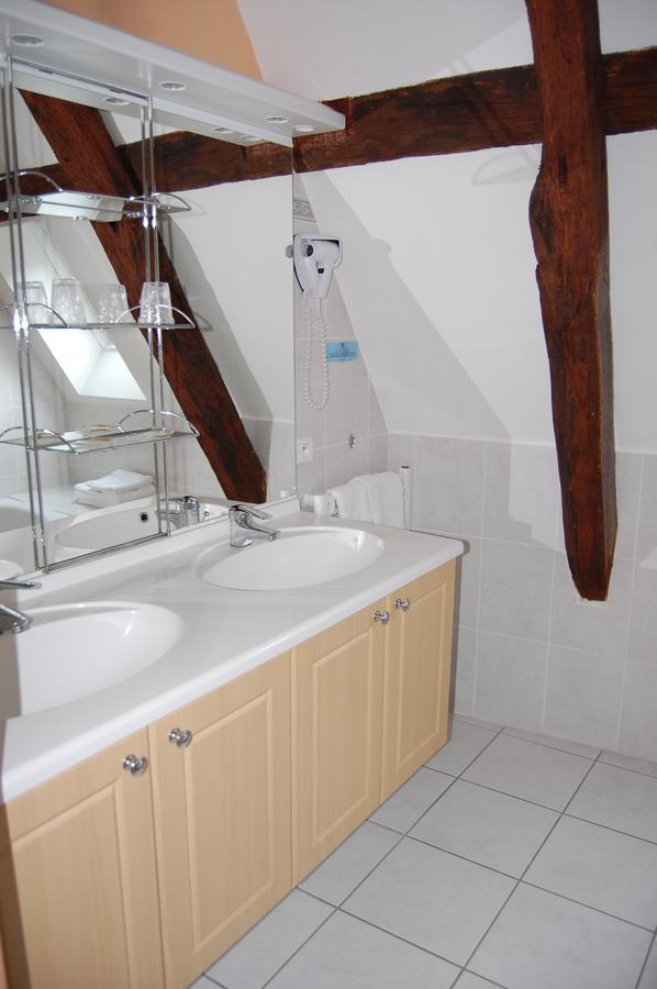 Appart'Hotel La Suze Sur Sarthe Εξωτερικό φωτογραφία