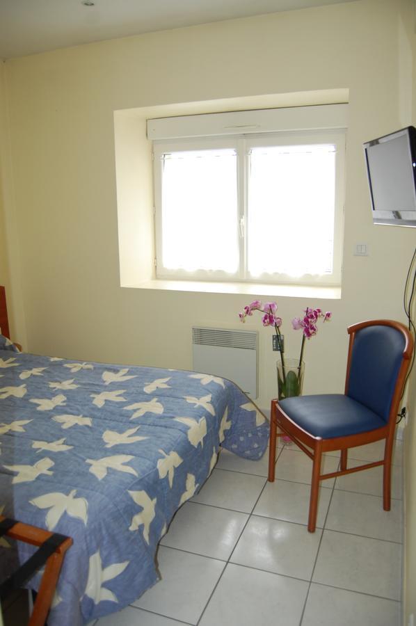Appart'Hotel La Suze Sur Sarthe Εξωτερικό φωτογραφία